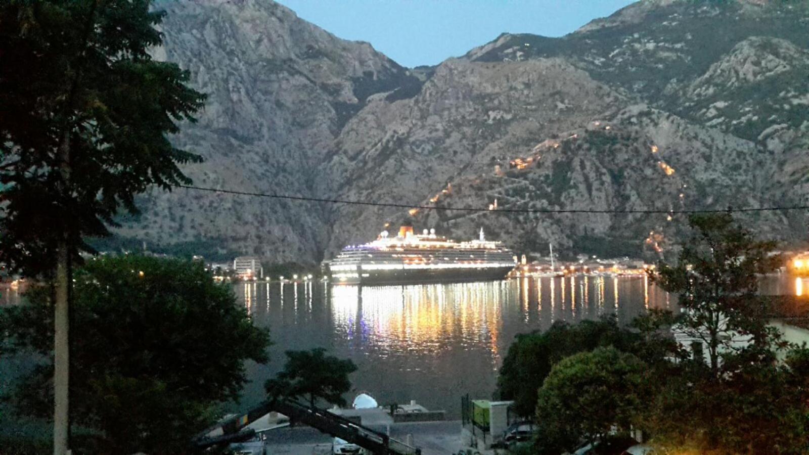 Radiant Daire Kotor Dış mekan fotoğraf